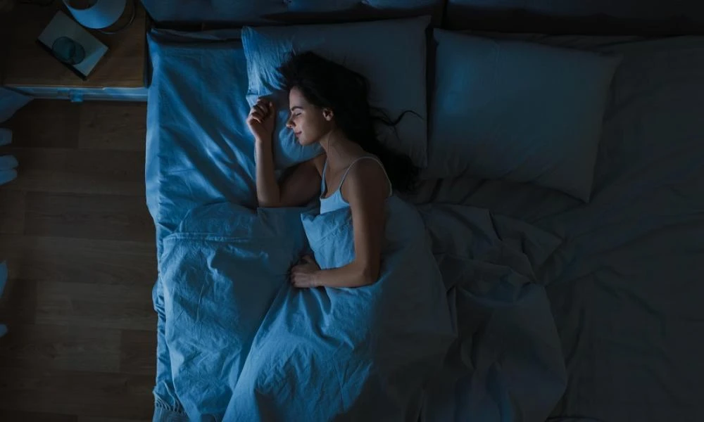 Ύπνος: Τα νόστιμα και δημοφιλή «γιατροσόφια» που καταπολεμούν την αϋπνία